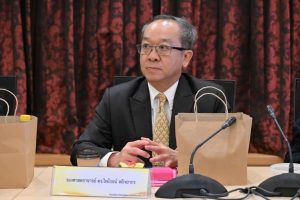 LINE_ALBUM_คณบดีรับรางวัล_240402_6