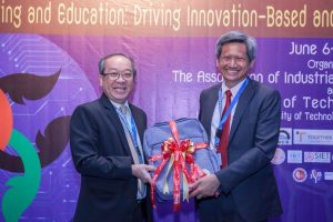 LINE_ALBUM_ภาพข่าว NC16_ IC 11_240611_54