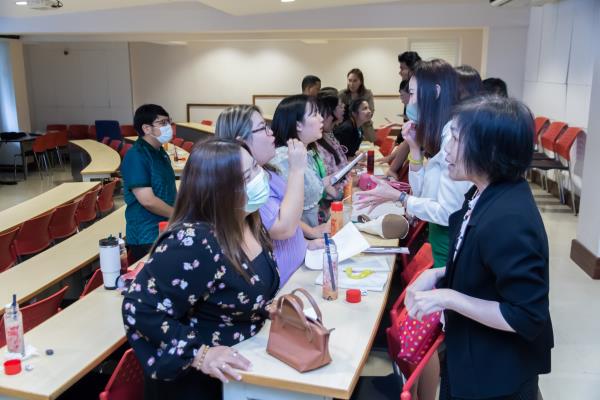 LINE_ALBUM_อบรมภาษาอังกฤษ 2567_240723_2