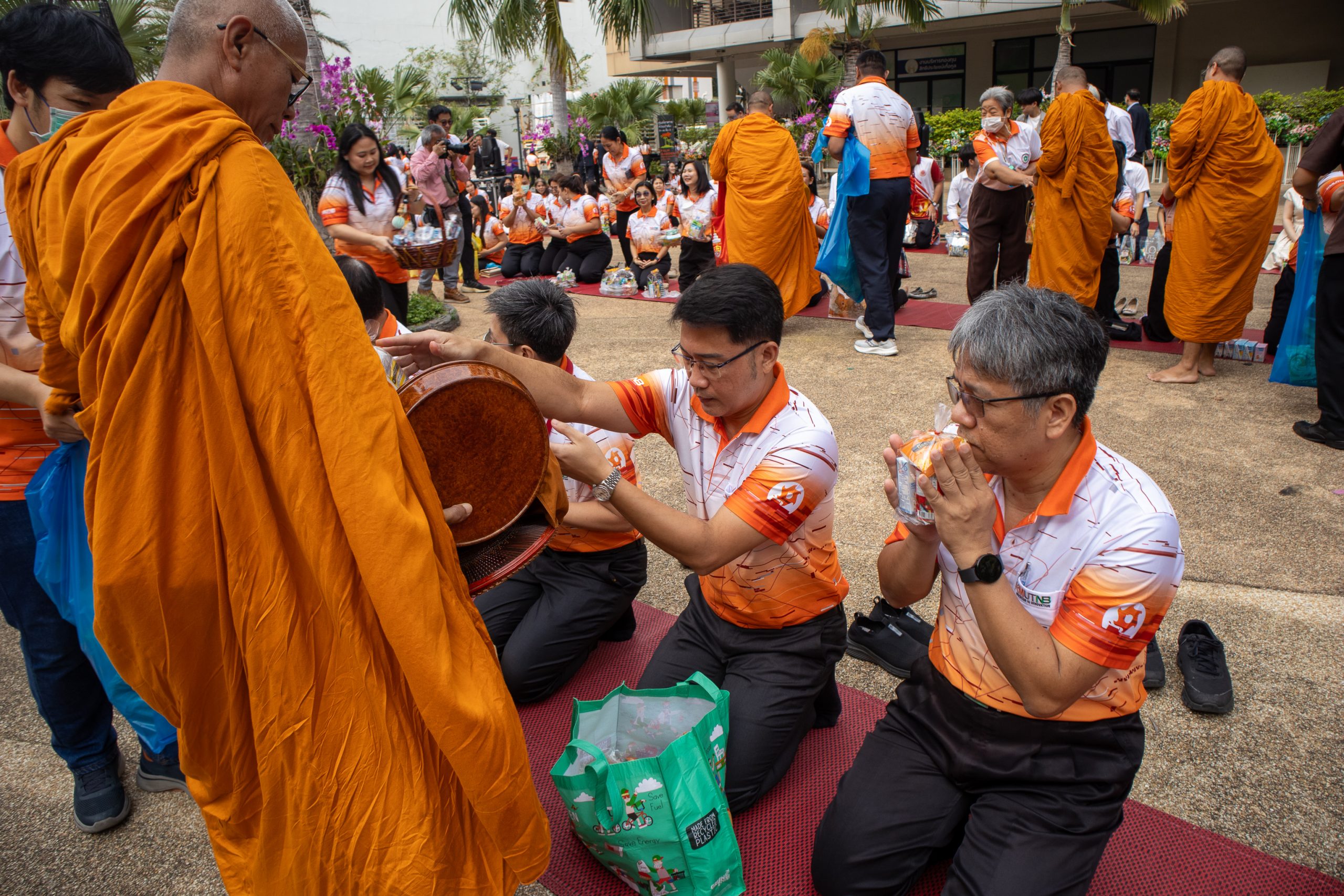 พิธีวางพวงมาลารำลึกทวาปูชนียาจารย์68-19