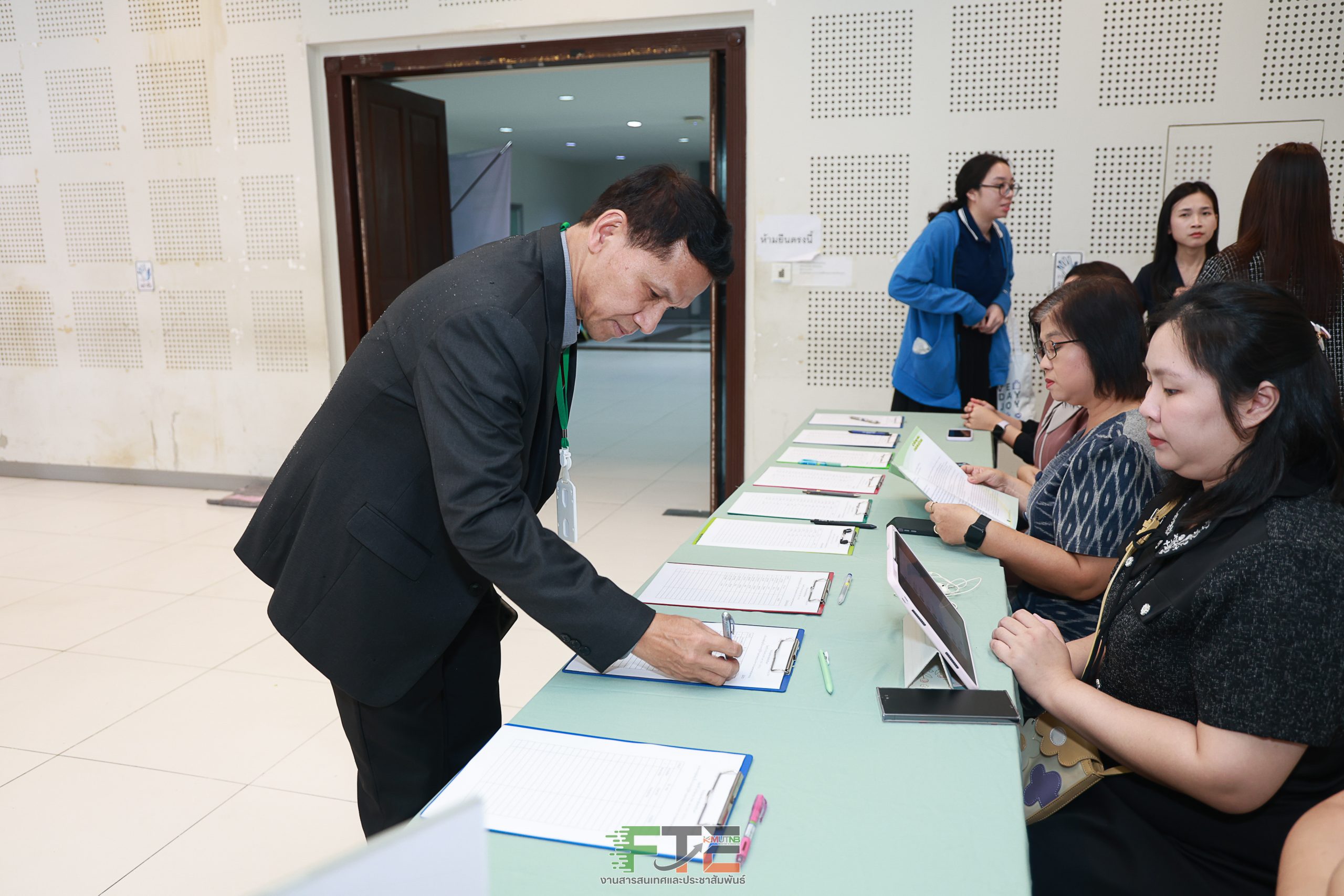 งานเกษียณ-010