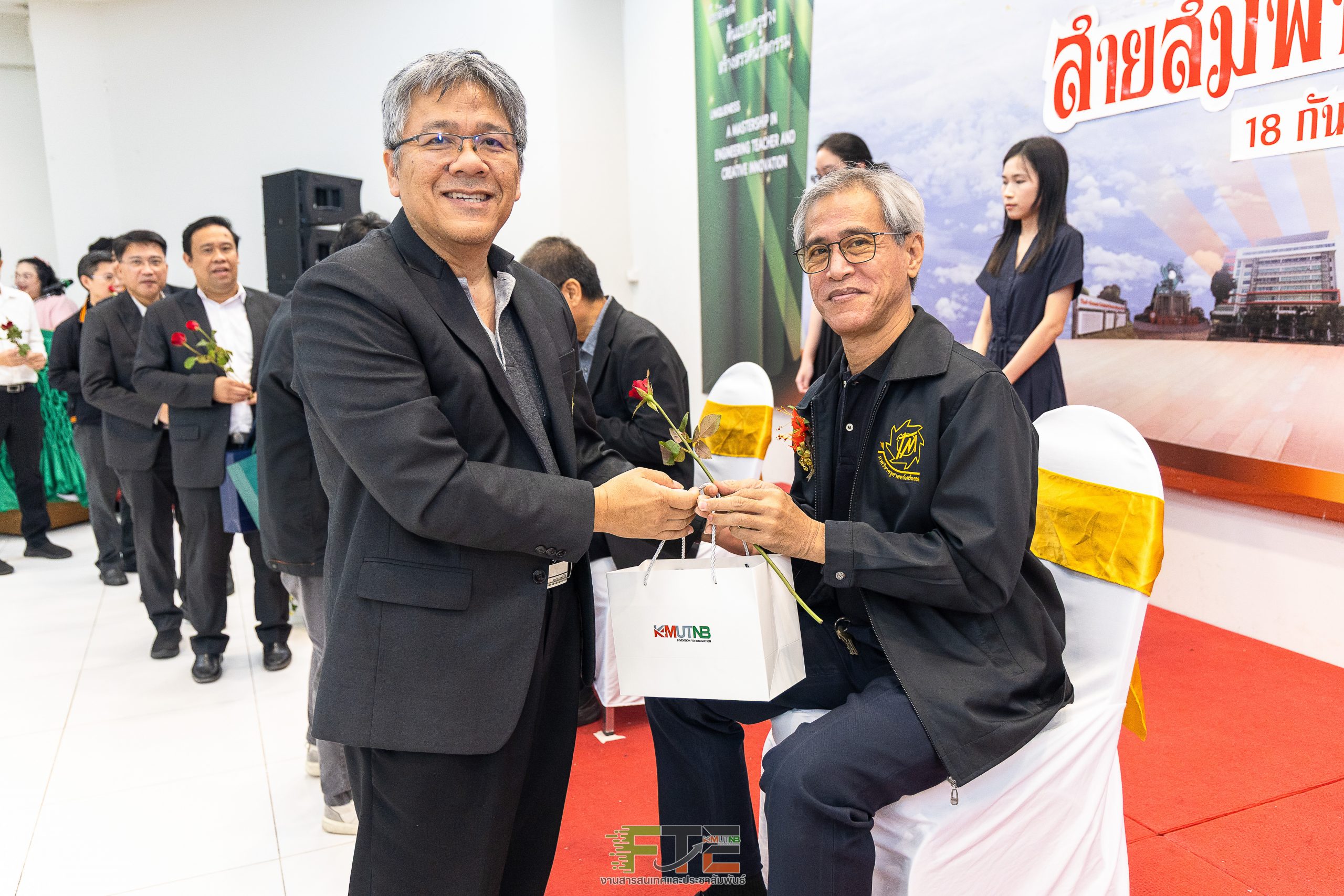 งานเกษียณ-065