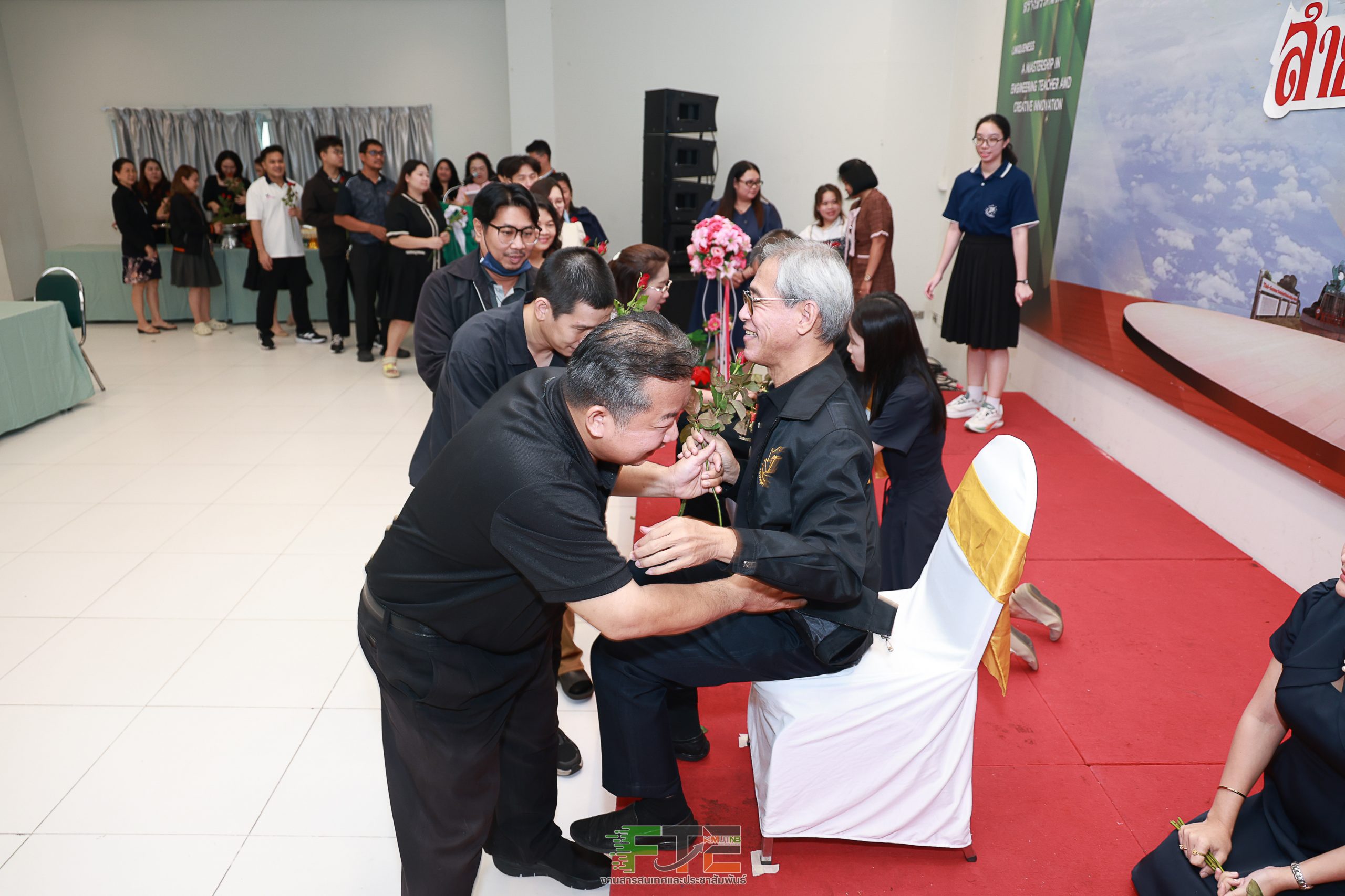งานเกษียณ-089